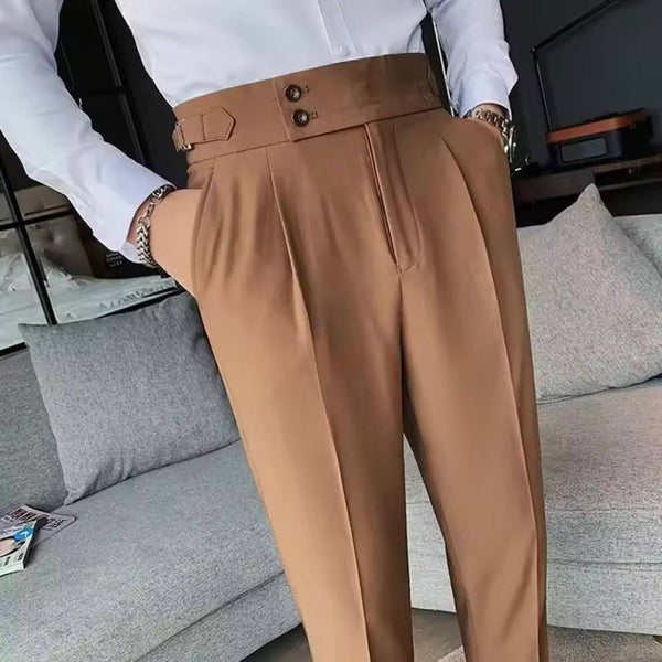 Pantaloni stile britannico